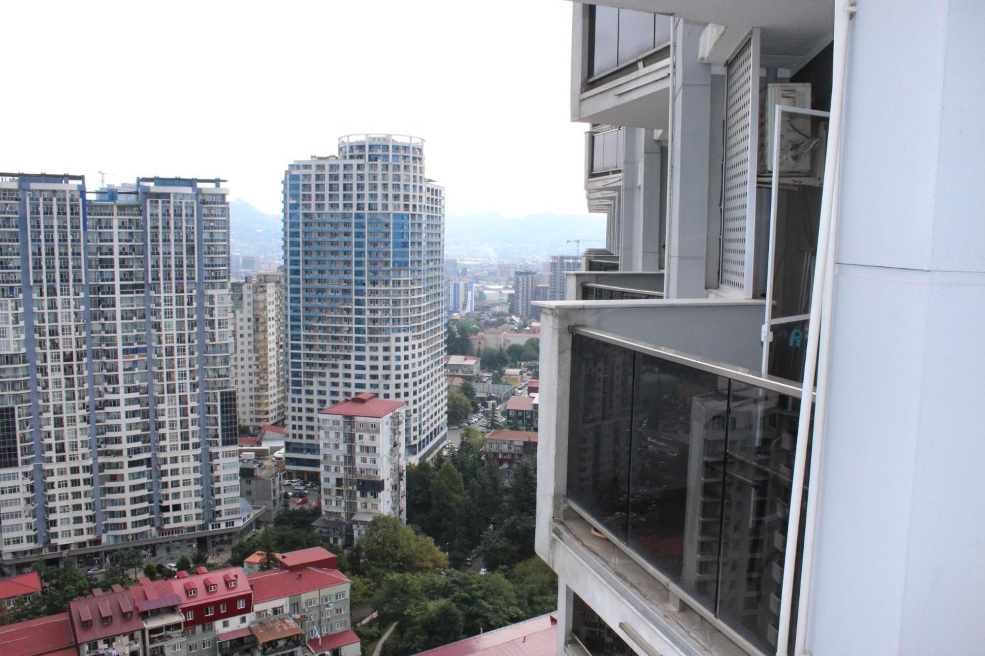 Orbi Sea Towers-Sea View Apartment บาทูมิ ภายนอก รูปภาพ